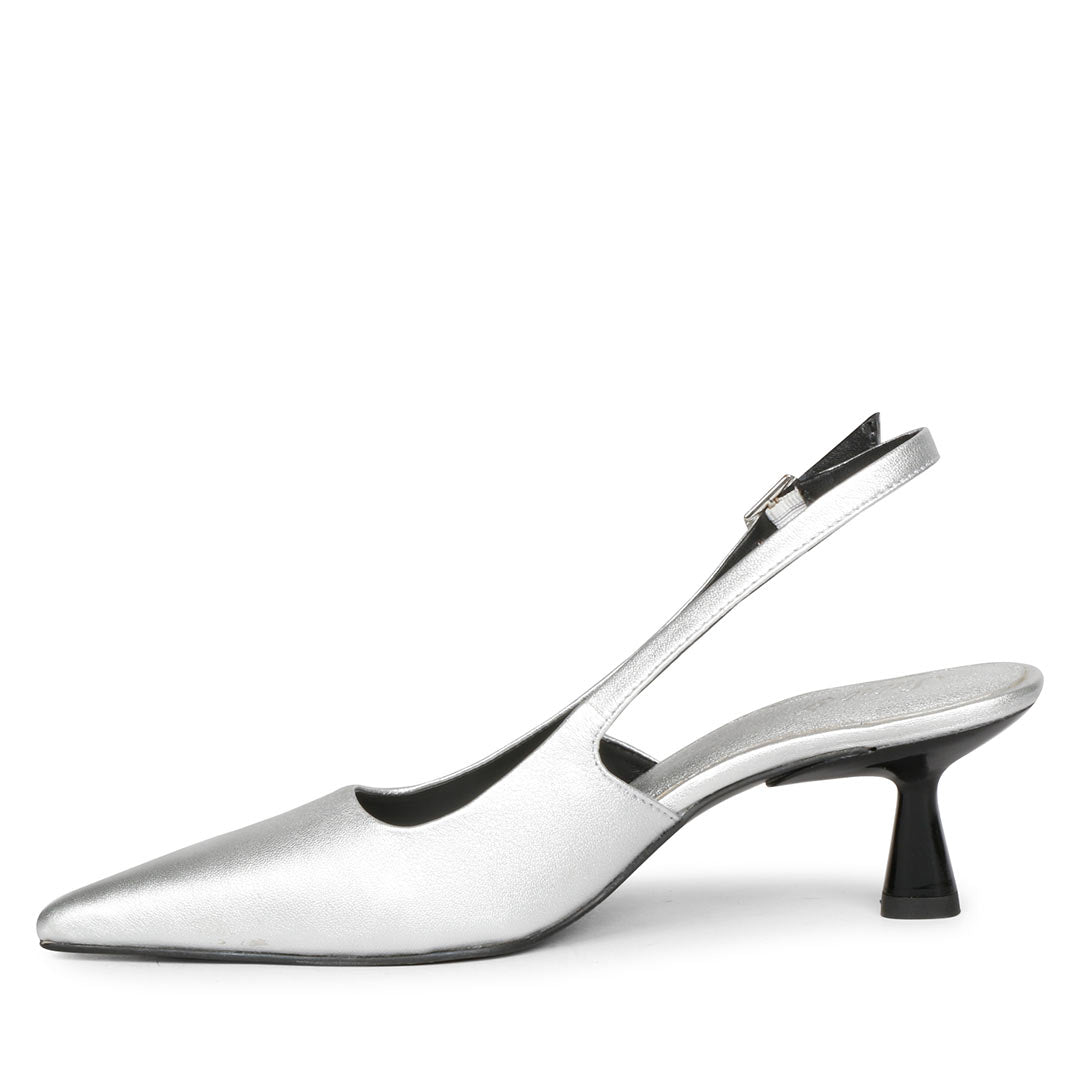 Saint Zelena Metallic Silver Leather Pumps