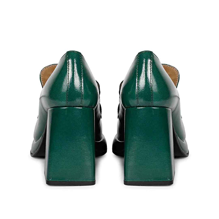 Saint Benoîte Green Patent Leather Handcrafted Moccasins