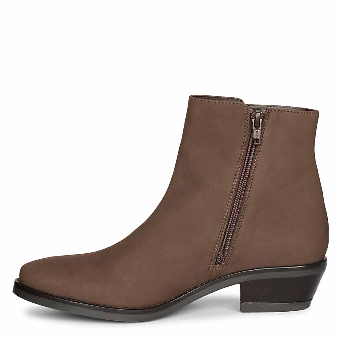 Saint Laney Brown Leather Ankle Boots