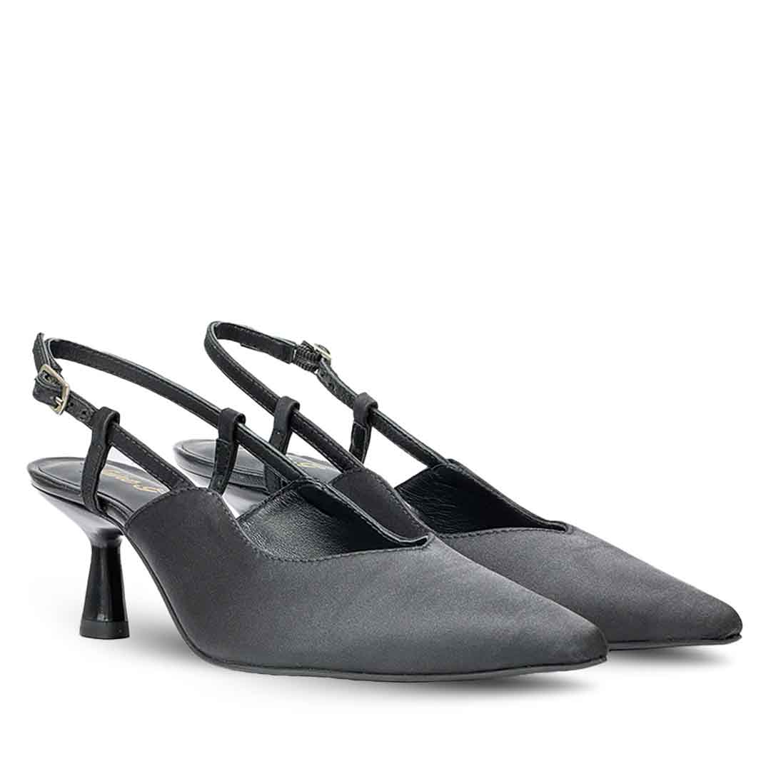 Saint Romy Black Leather Pumps