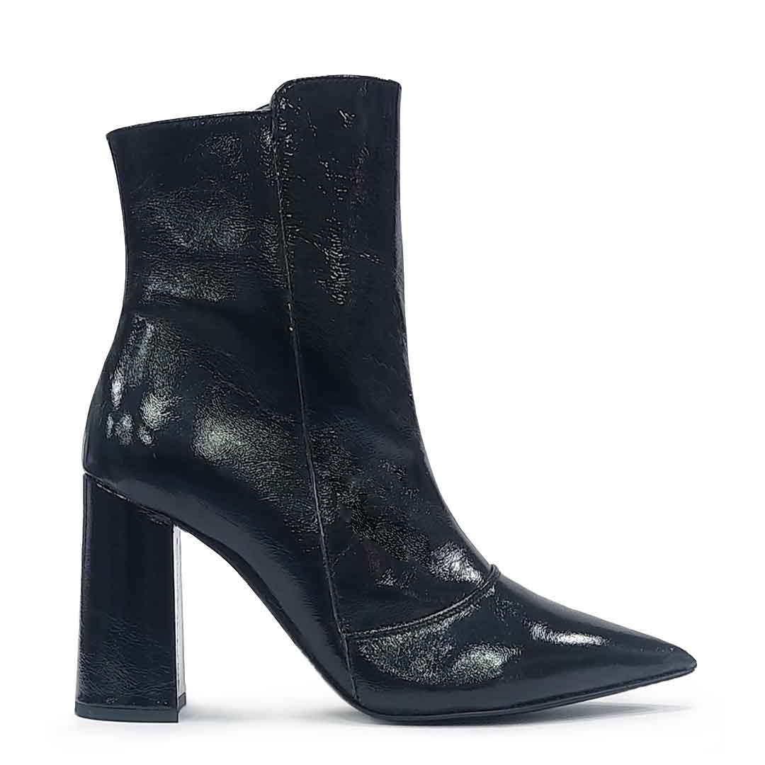 Saint Maura Black Patent Leather High Ankle Boots