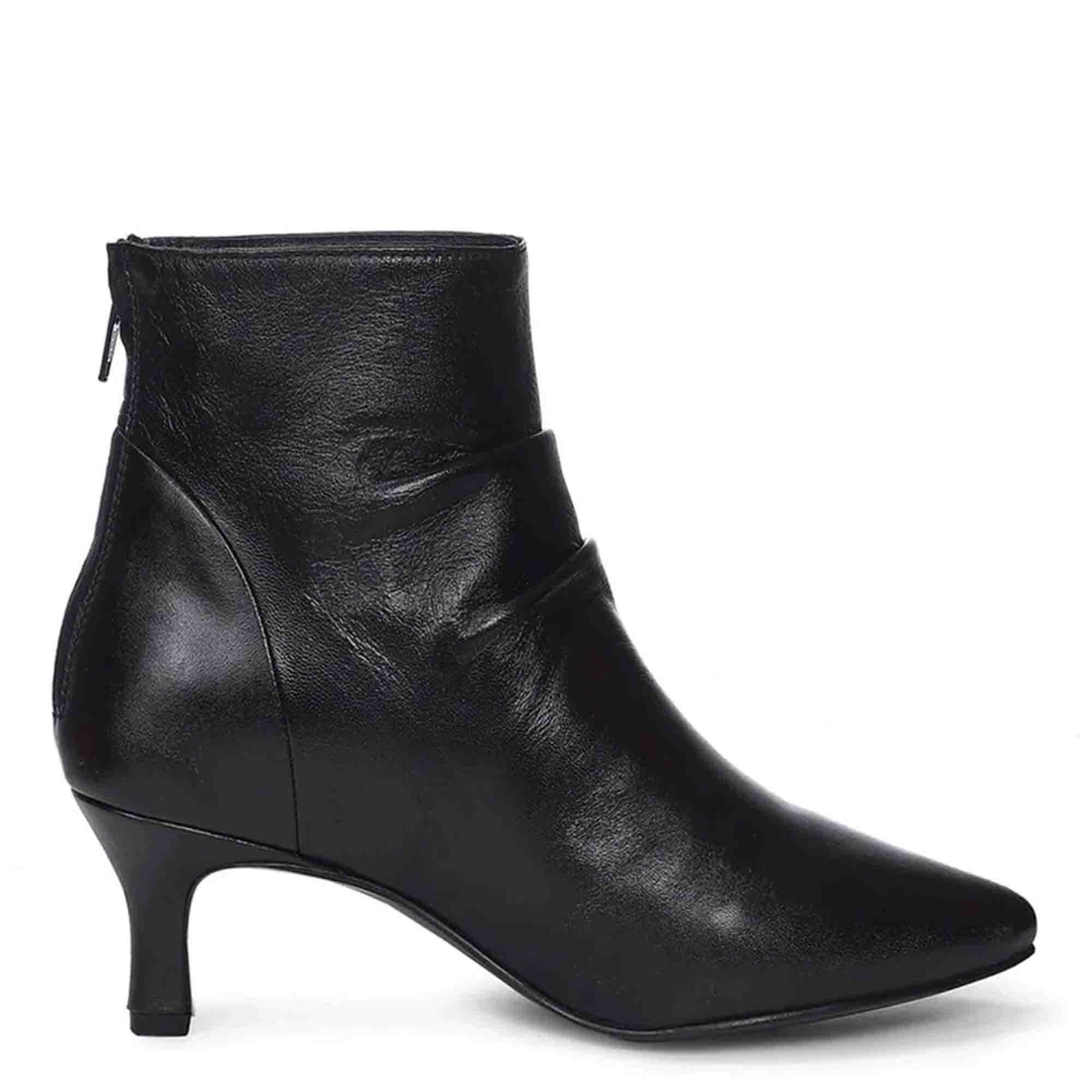 Black slouch sale ankle boots