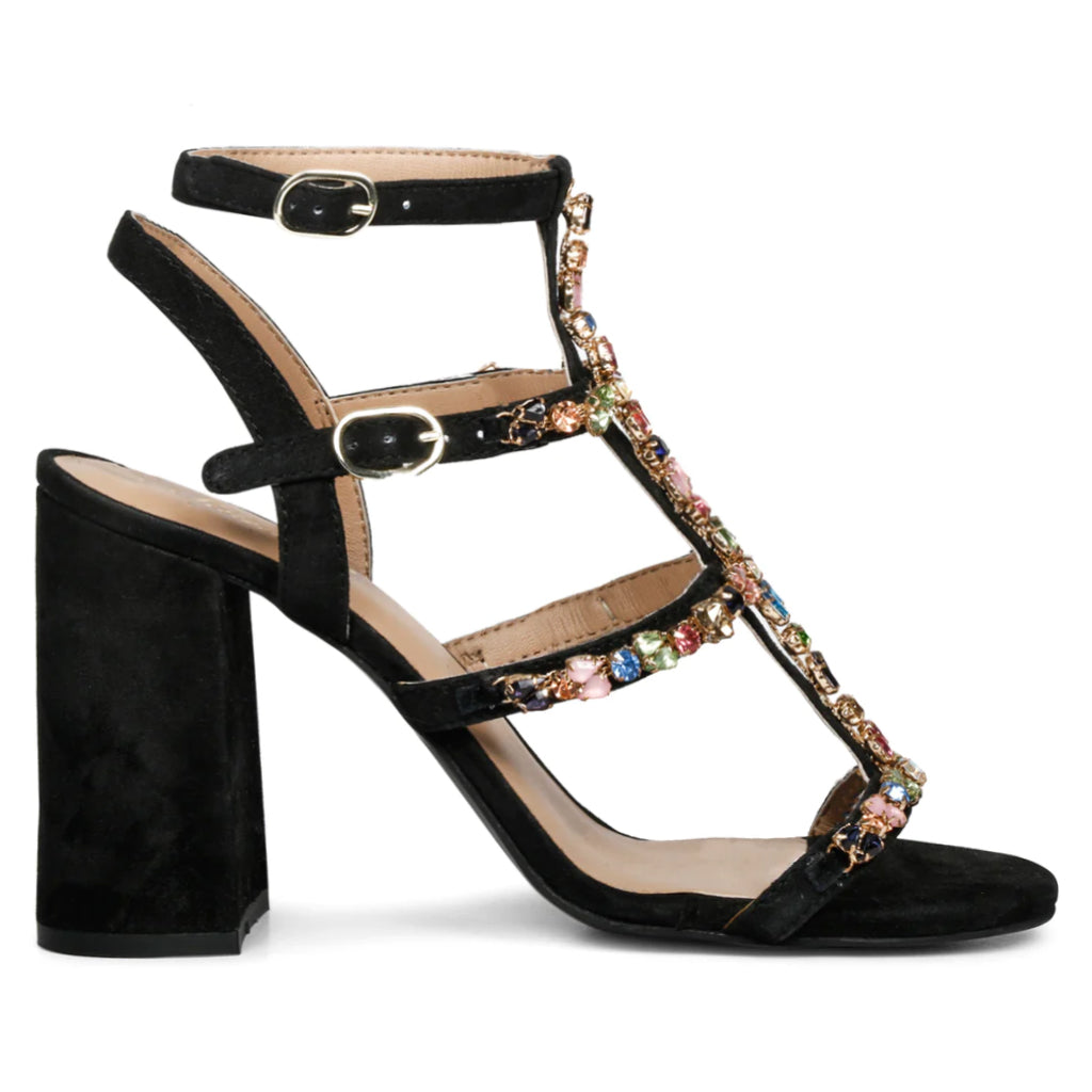 Buy online Black Solid Slip On Block Heel Sandal from heels for Women by  Meshva for ₹699 at 46% off | 2024 Limeroad.com