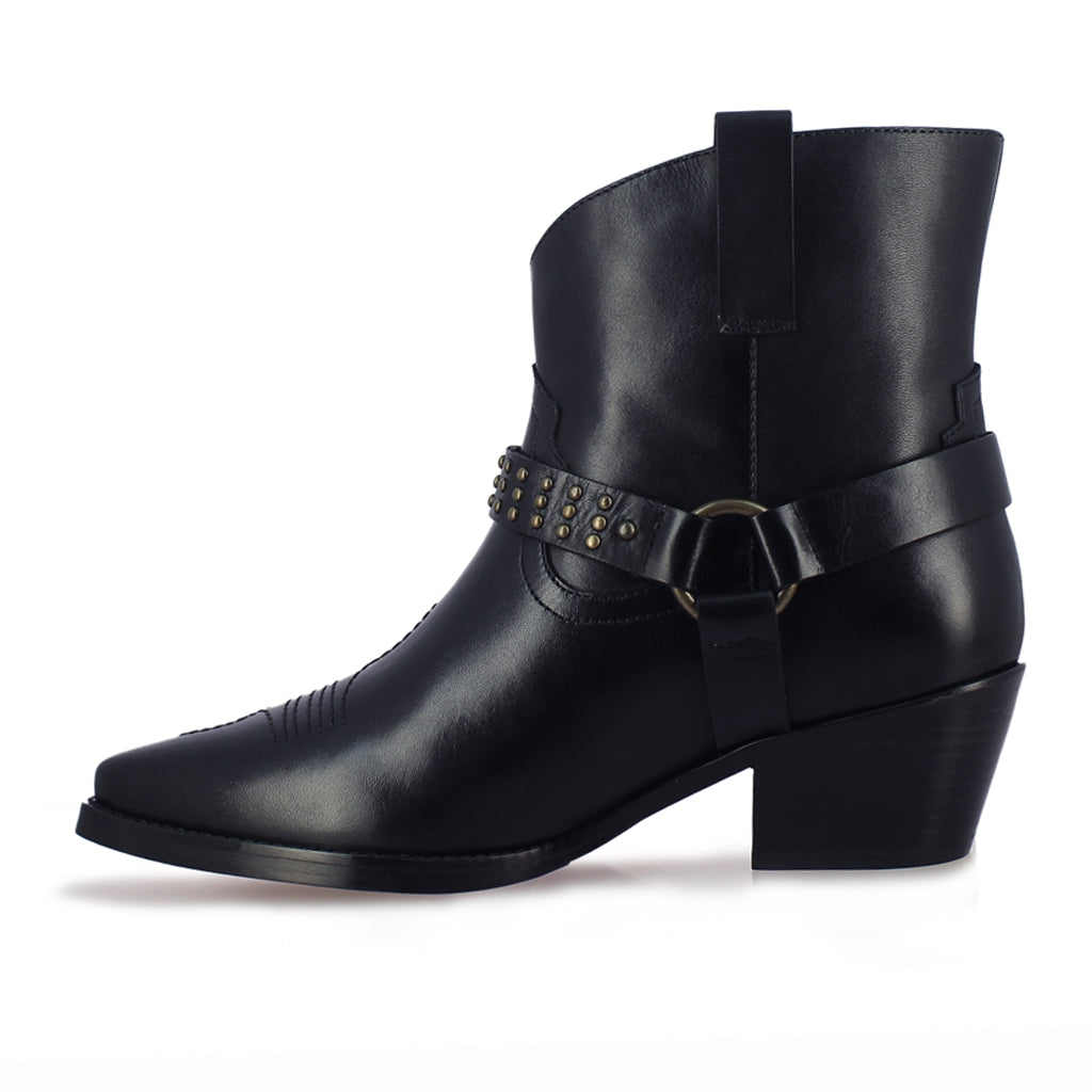 Buy Black Leather Boots With Heel | Ankle Length Boots Online – SaintG ...